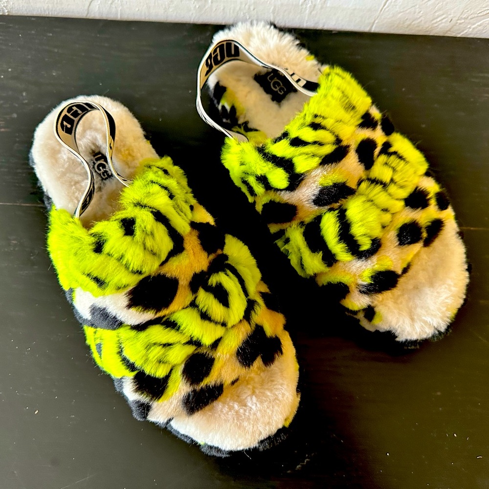 Ugg slides